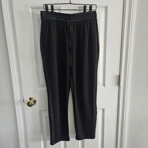 NWOT Simply Vera By Vera Wang Mixed Media Tapered Pants